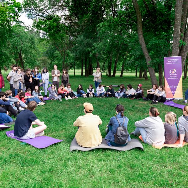 'Welcome Picnic for Volunteers' poster