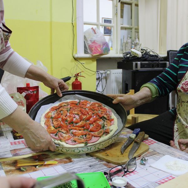 'Pizza for elderly' thumbnail