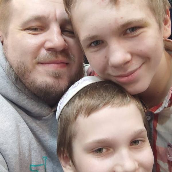 'Lenivkin Stanislav, Richard and William' thumbnail